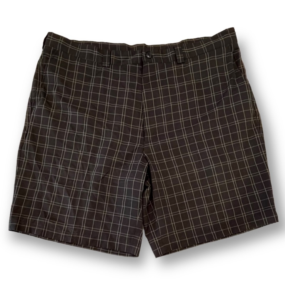 Roundtree & Yorke Size 40 Mens Black/Gray Plaid Performance Shorts NWOT